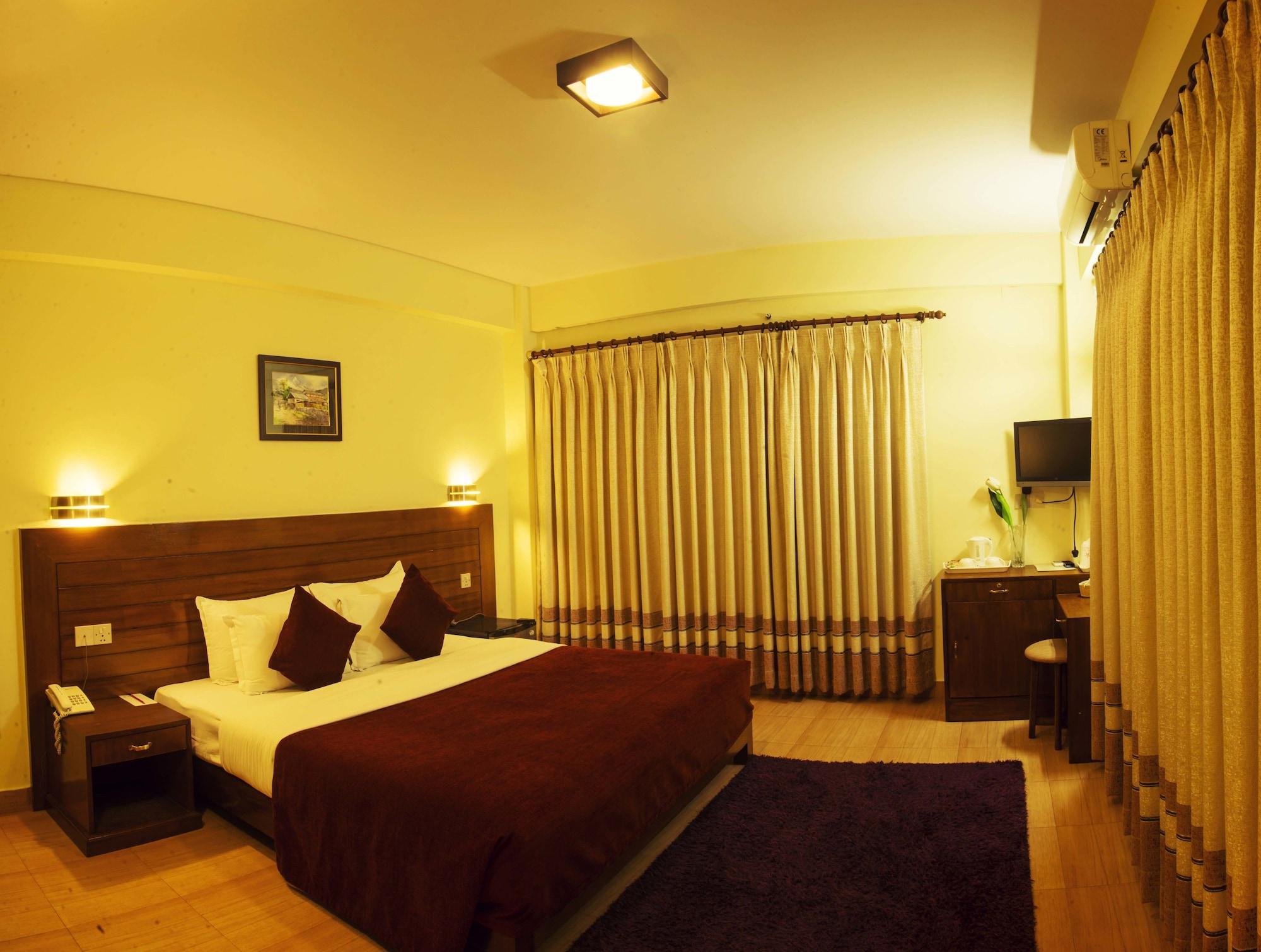 Hotel Tara Pokhara Eksteriør bilde