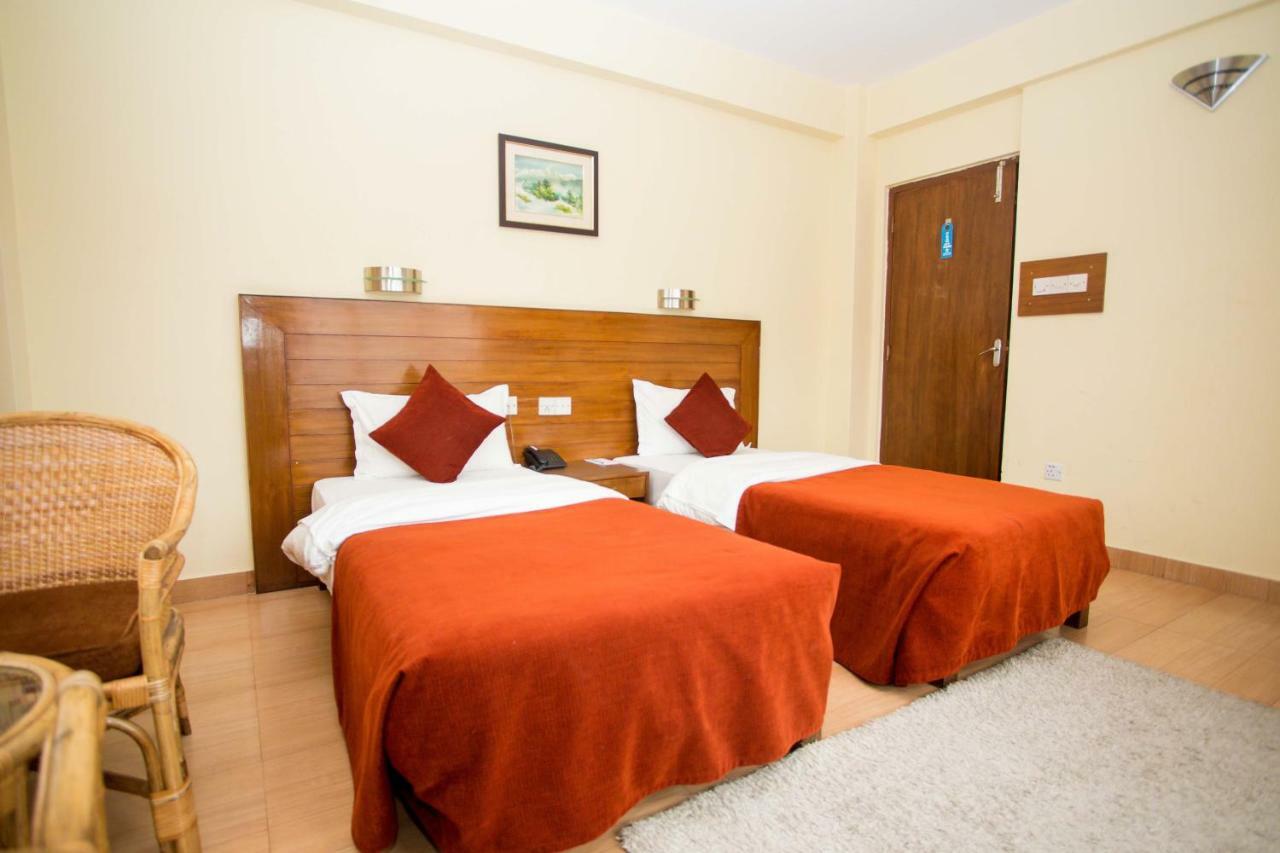 Hotel Tara Pokhara Eksteriør bilde