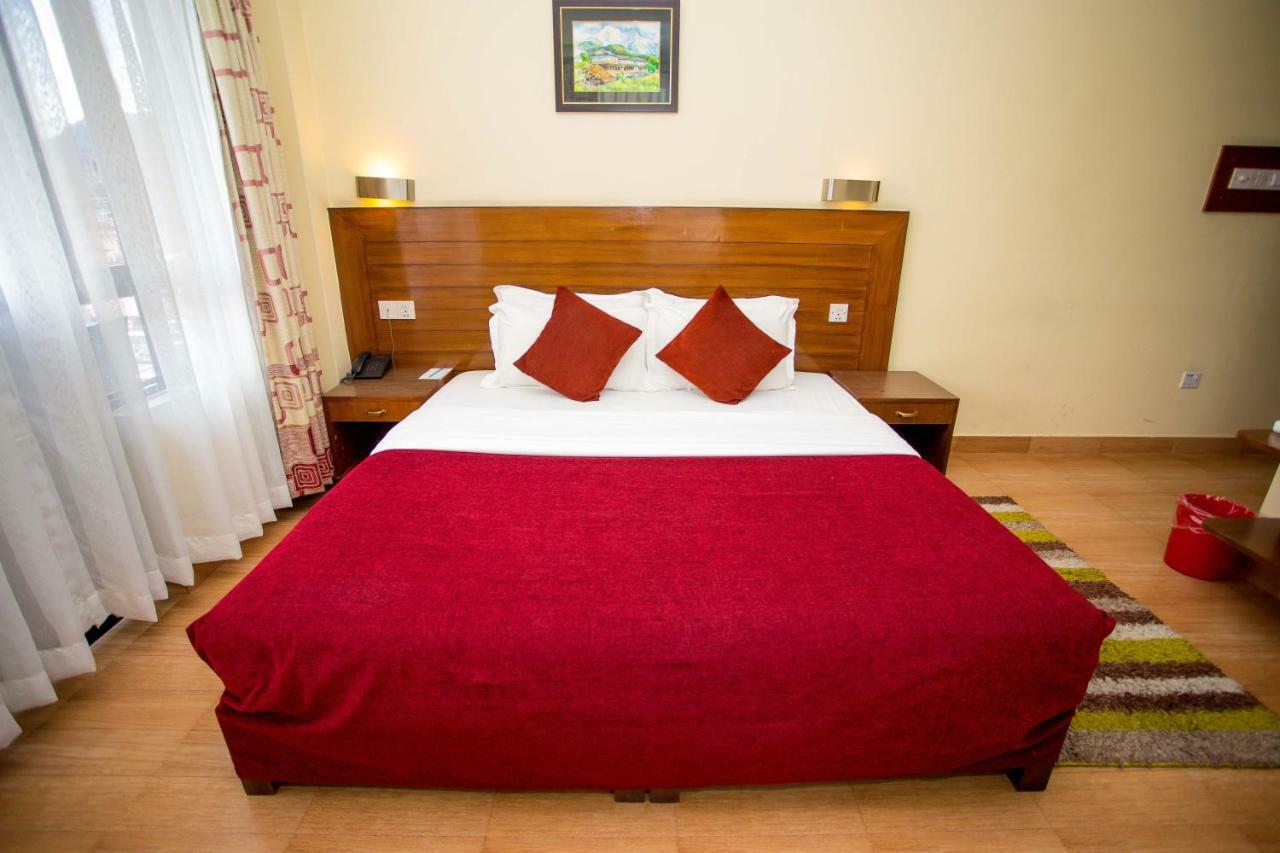 Hotel Tara Pokhara Eksteriør bilde