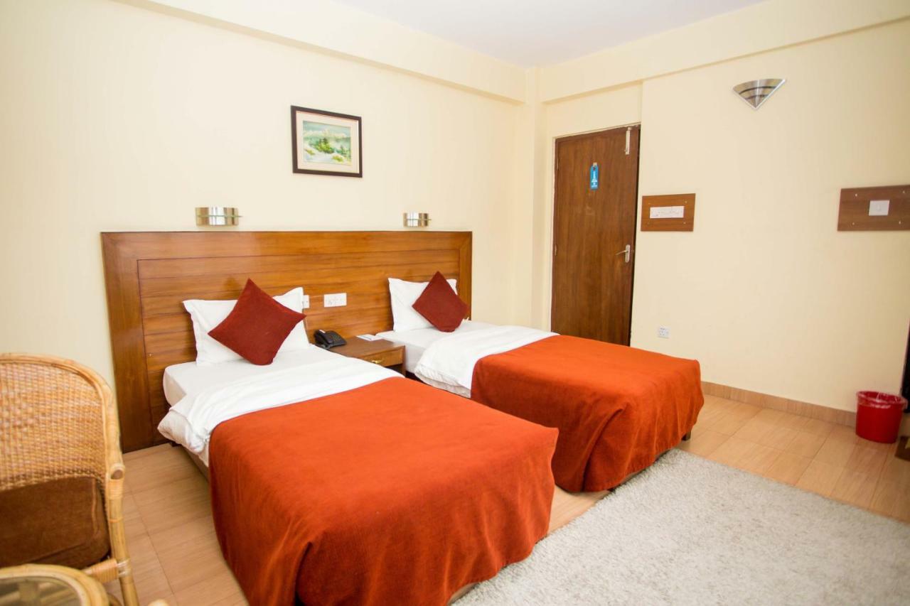 Hotel Tara Pokhara Eksteriør bilde