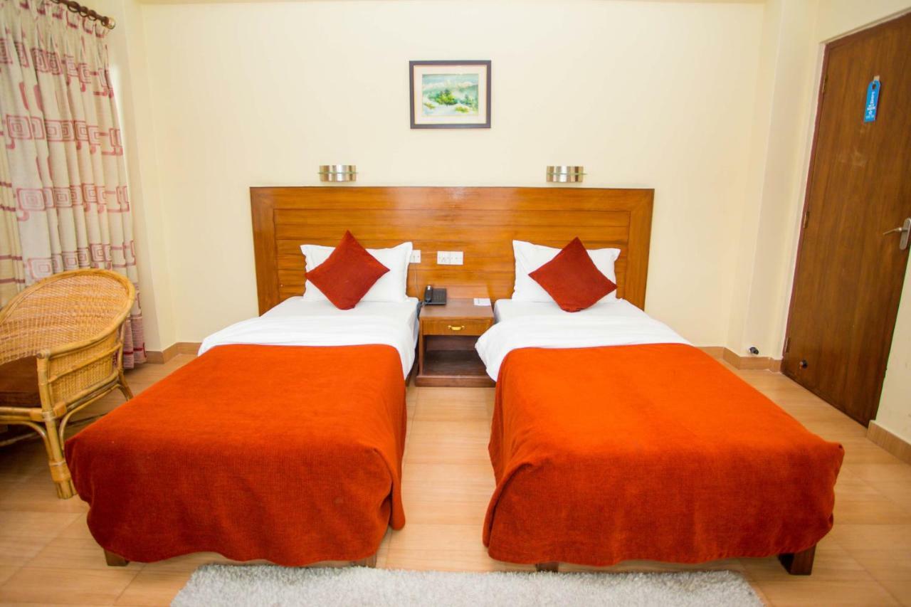 Hotel Tara Pokhara Eksteriør bilde