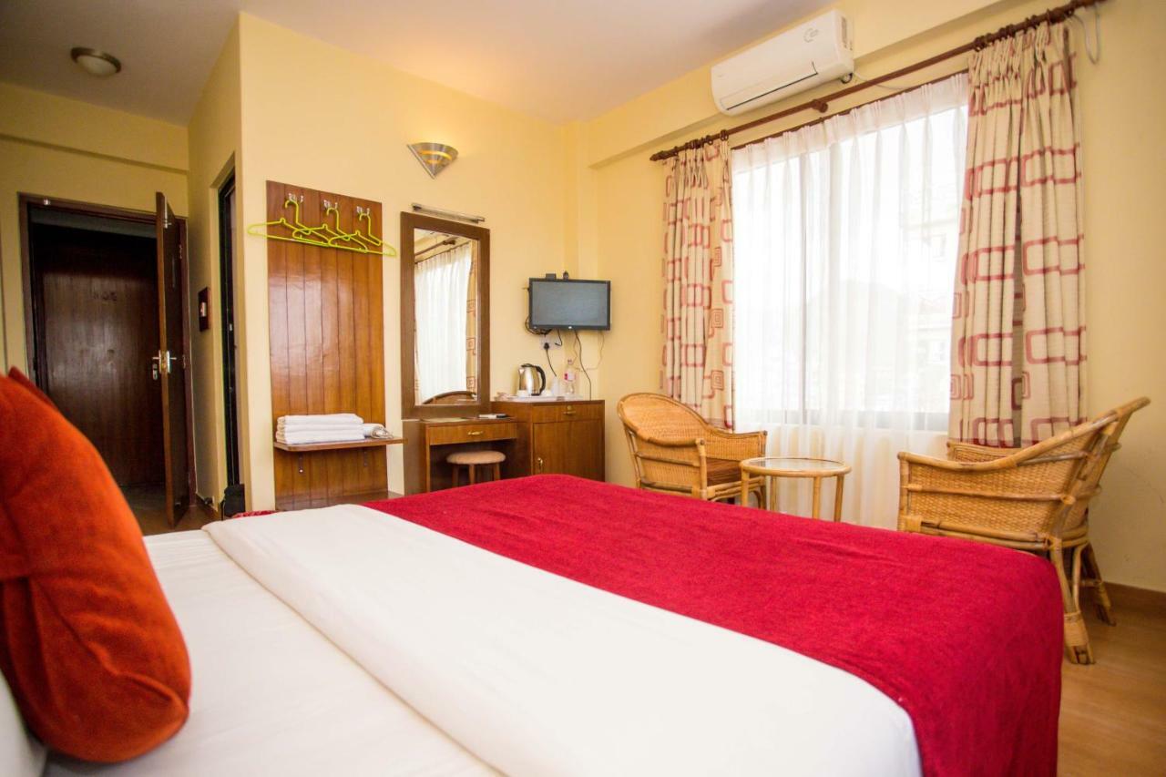 Hotel Tara Pokhara Eksteriør bilde