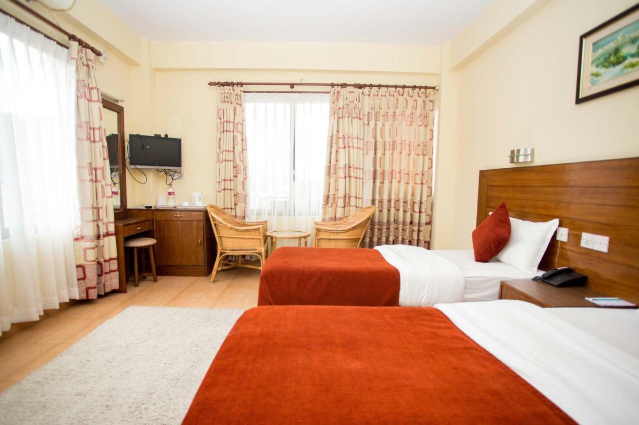 Hotel Tara Pokhara Eksteriør bilde